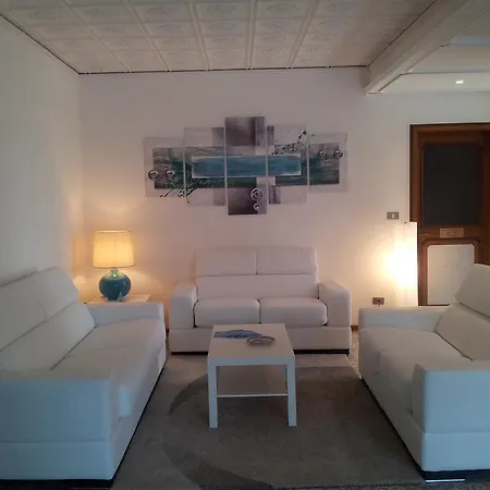 Moreri Hotel