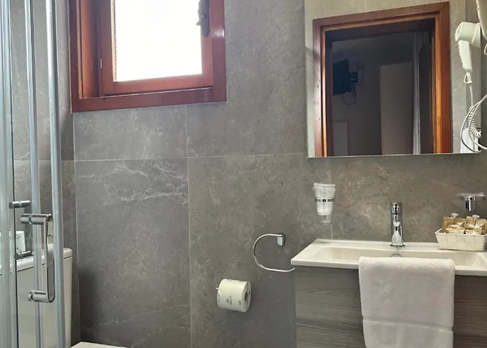 Hotel Moreri Hotel 3*